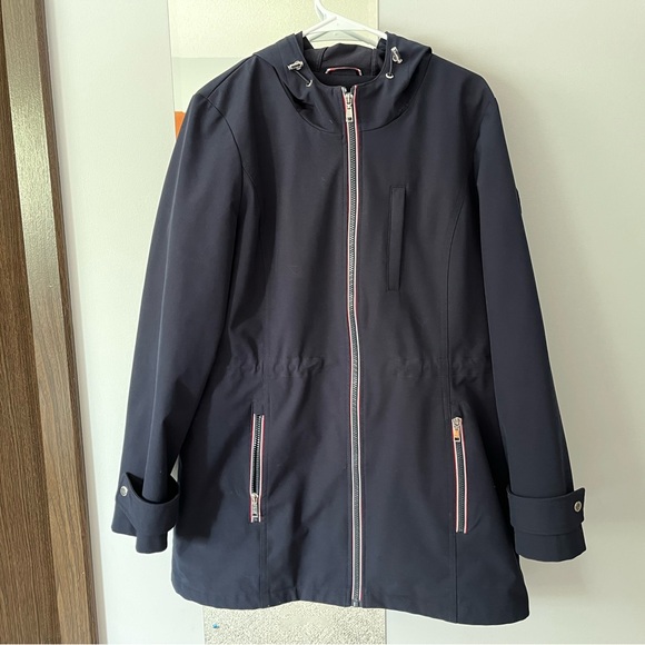 Tommy Hilfiger Large Ladies Navy Jacket with Red and White Details. Hooded. - Picture 1 of 6
